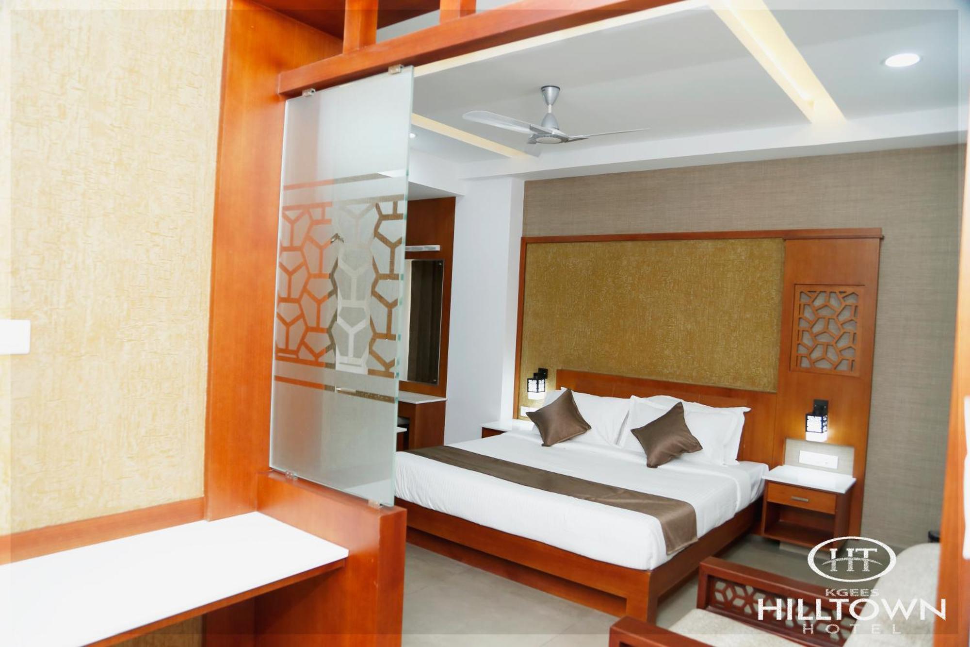 Kgees - Hill Town Hotel Kattappana Luaran gambar