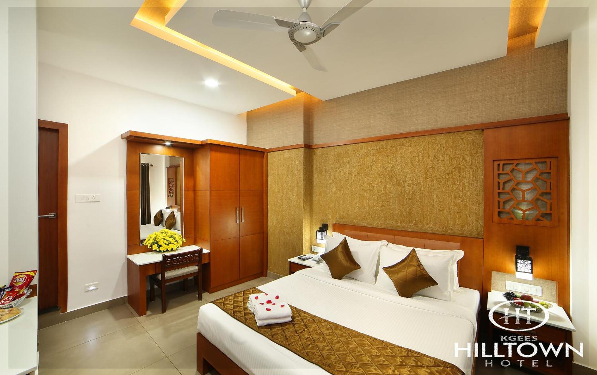 Kgees - Hill Town Hotel Kattappana Luaran gambar